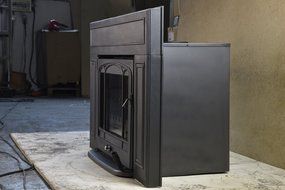 HiFlame Wood Burning Fireplace Insert HF577IU3 Paint Black N4