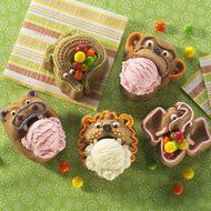 Nordic Ware Pro Cast Hungry Animals Cake and Ice Cream Pan N4