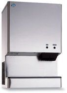 Hoshizaki DCM-500BAH 26" Sanitary Cubelet Ice Machine and Dispenser with 618 lbs. Daily Ice Production CleanCycle12...