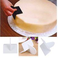 VWH 3pcs White Cake Right Angle Fillet Smooth Fondant Cake Screeding Tools