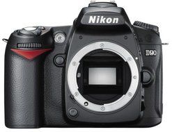 Nikon D90 with Af-s Dx Nikkor 18-55mm F/3.5-5.6g Vr Lens Kit N4