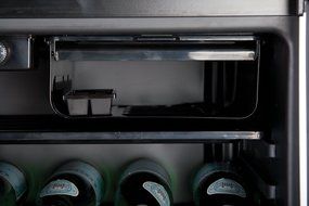 Haier HC27SF22RB 2.7 Cubic Feet Refrigerator/Freezer, Black N15