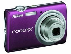 Nikon Coolpix S220 10MP Digital Camera with 3x Optical Zoom and 2.5 inch LCD (Graphite Black) N7