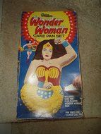 Wilton Wonder Woman Cake Pan (502-7679, 1978) Retired N2