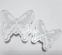Yunko 2pcs Butterfly Plastic Fondant Cutter Cake Decoration Plunger Embossing Tool Cake Tool