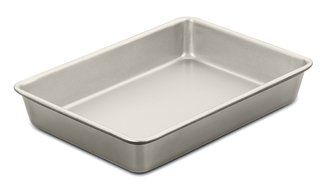 Cuisinart AMB-139CP 13 by 9-Inch Chef&#039;s Classic Nonstick Bakeware Cake Pan, Silver