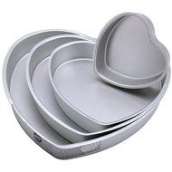 Wilton HEART SHAPED TIRED 4 SET wedding Cake Tin Baking Pan insert