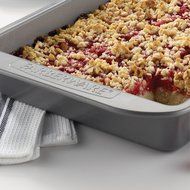 Farberware Nonstick Bakeware 9-Inch x 13-Inch Rectangular Cake Pan, Gray N2