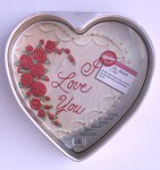 Wilton 12&quot; Heart Cake Pan (2105-5168)
