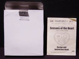 Pampered Chef Seasons of the Heart Cookie Mold 1997 N3