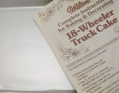 Wilton Cake Pan: 18 Wheeler Truck/Tractor Trailer/Moving Van (2105-0018, 1986)