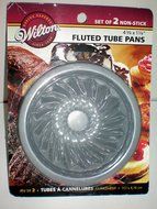 Wilton Fluted Tube Cake Pans -- 4 3/8&quot; x 1 7/8&quot; -- Set of 2 Non-Stick Pans -- Jeu De 2 -- Tubes A Cannelures
