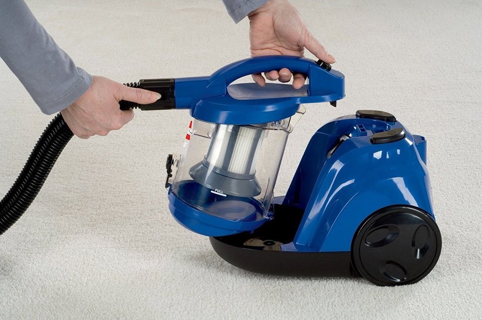 Bissell Zing Bagless Canister Vacuum, Caribbean Blue N2