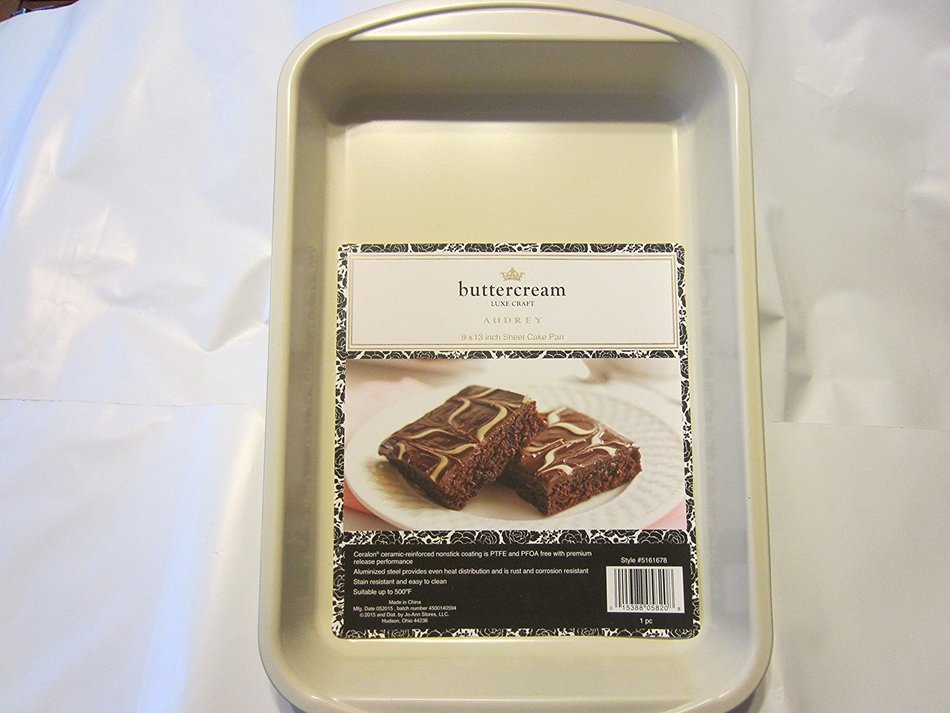 Buttercream Luxe Craft Audrey 9" x 13" Sheet / Rectangular Cake Pan N2