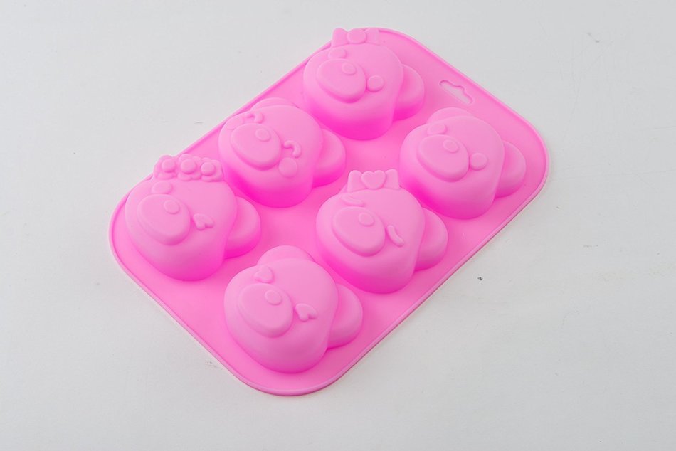 6 Cavity Multi-expression Winnie Cartoon Cake Cookie Mold N6