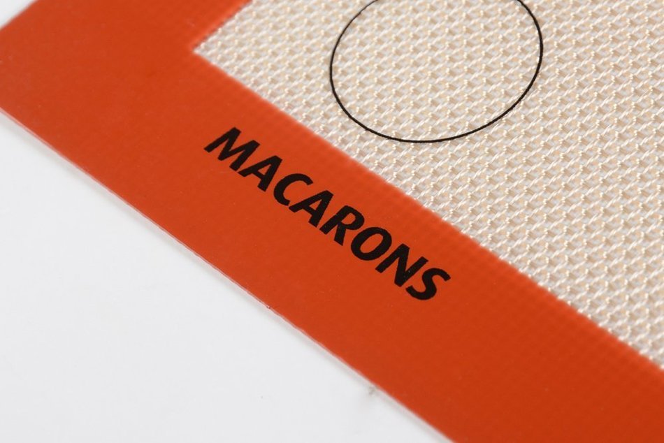 100% food grade silicone baking mat for macaron 44 circles white 11.8 X 15.7 inch N20