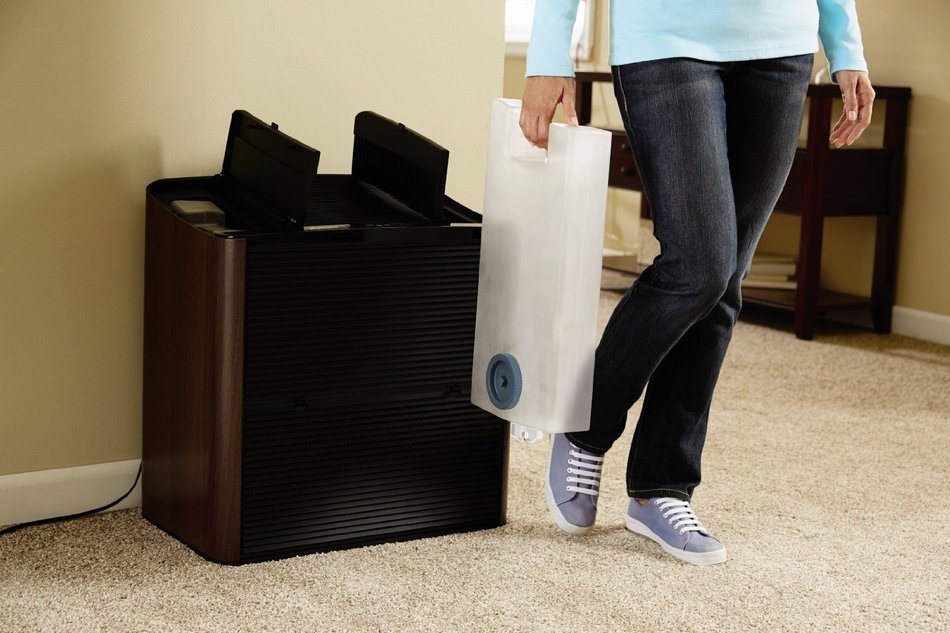Holmes Smart Wifi-Enabled WeMo Whole Home Humidifier, HCM3888C N8