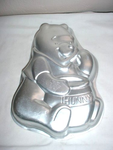 Wilton Winnie the Pooh with Hunny Pot Cake Pan