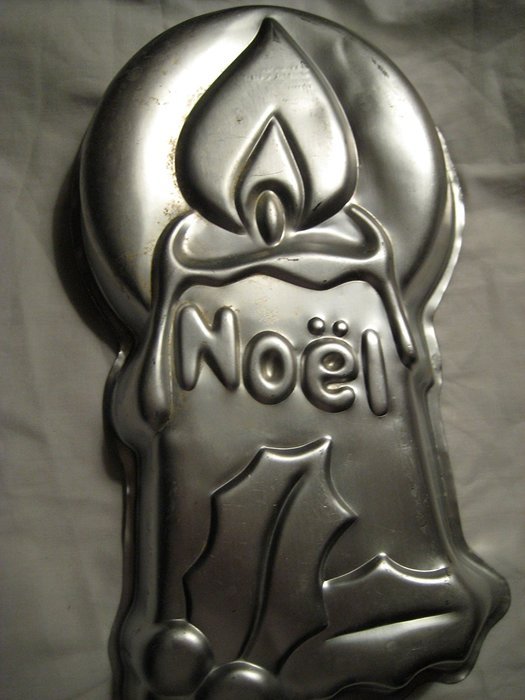 Wilton Retired Christmas Noel Candle Cake Pan