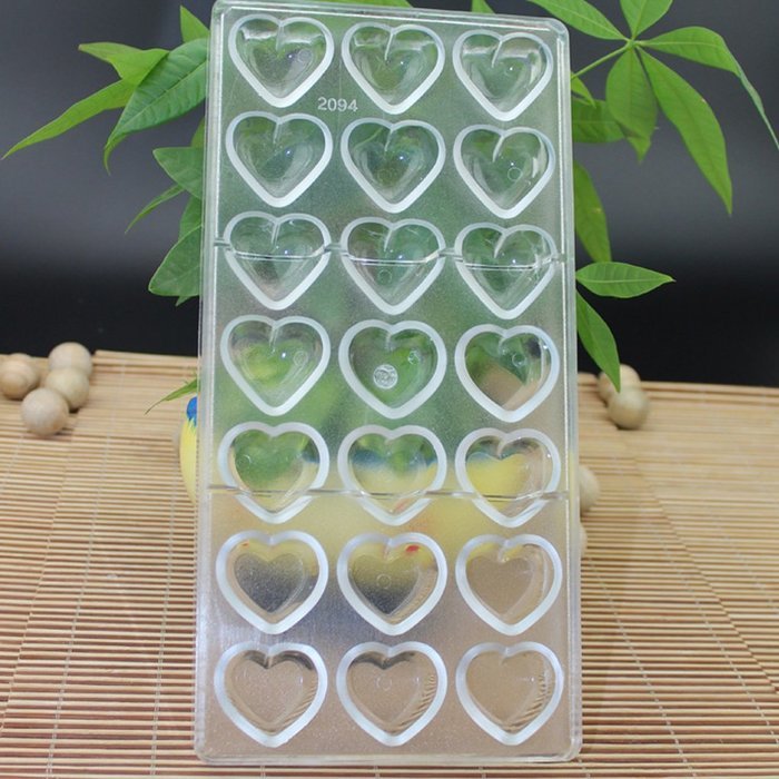 MuLuo Polycarbonate Plastic Mold Heart Shaped Valentine Chocolate Mold N4