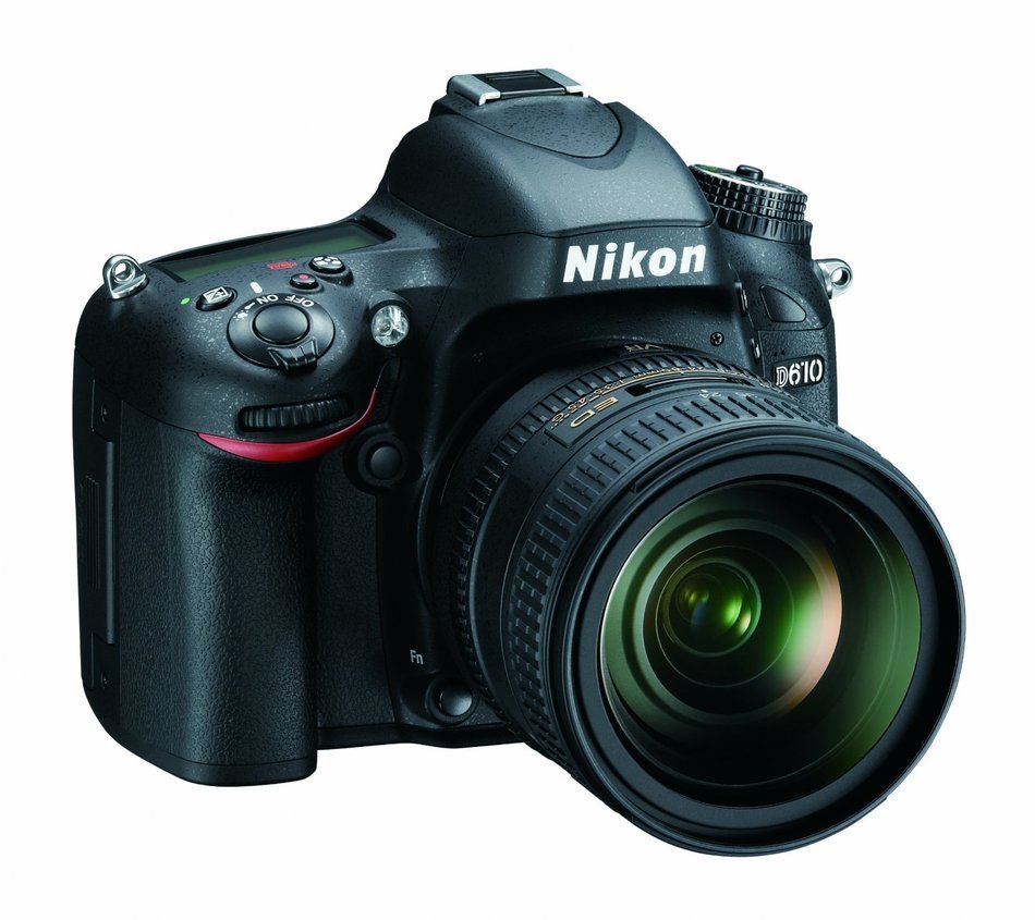 Nikon D610 24.3 MP CMOS FX-Format Digital SLR Camera with 24-85mm f/3.5-4.5G ED VR Auto Focus-S Nikkor Lens N8