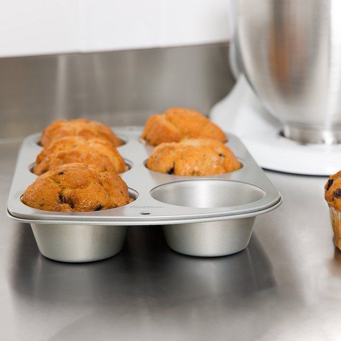 Muffin | Cupcake Pan with 6 Large Aluminum Cups fits Easily into a Toaster Over and includes 100 White Liners... N2