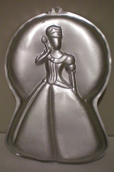 Wilton Dreamtime Princess Barbie Cake Pan #2105-8900