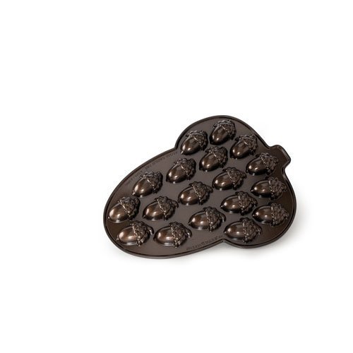 Nordic Ware 2-Cup Acorn Cakelet Pan
