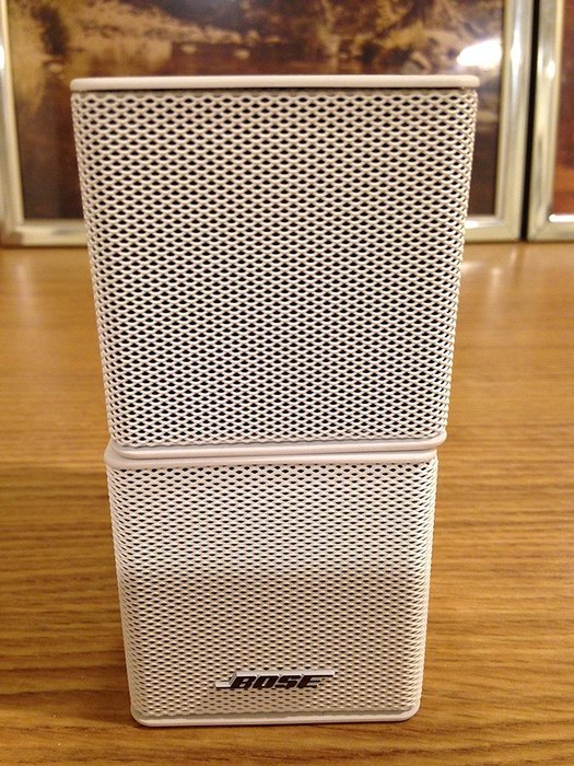BOSE JEWEL DOUBLE/CUBE speaker white