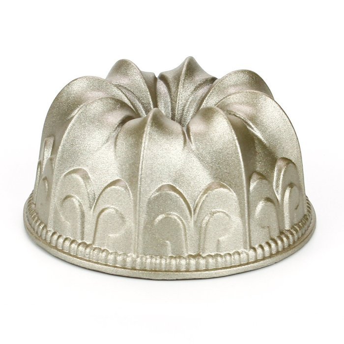 Ezeso Non-Stick Carbon Steel Cake Bundt Pan for Baking,Bakeware (Lily)