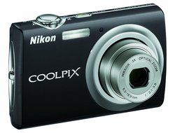 Nikon Coolpix S220 10MP Digital Camera with 3x Optical Zoom and 2.5 inch LCD (Graphite Black) N12