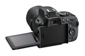 Nikon D5200 Digital SLR with 18-55mm VR II Compact Lens Kit - Black (24.1 MP) 3.0 inch LCD N2
