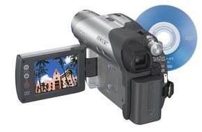 Sony DCR-DVD105 DVD Handycam Camcorder with 20x Optical Zoom (Discontinued by Manufacturer) N6