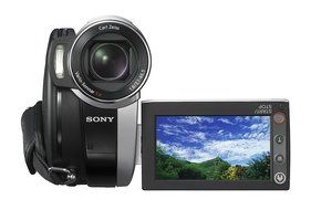 Sony DCR-DVD910 4MP DVD Handycam Camcorder with 15x Optical Image Stabilized Zoom (Discontinued by Manufacturer)