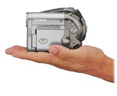 Canon DC20 2.2 MP DVD Camcorder w/10x Optical Zoom N2