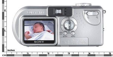 Sony DSCP9 Cyber-shot 4MP Digital Camera w/ 3x Optical Zoom N5