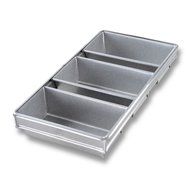 Chicago Metallic Bakeware Aluminized Steel Glazed 3-Strap Loaf Pan Set
