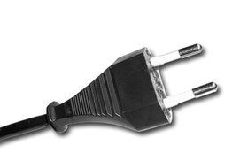 Daewoo DSI-9245 2200-watt Dry/Steam Iron, 220V N5