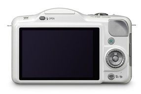 Panasonic Lumix DMC-GF3CK Kit 12.1 MP Digital Camera with 14mm Pancake Lens N6