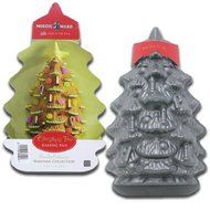 Christmas Tree Baking Pan, by Nordic Ware