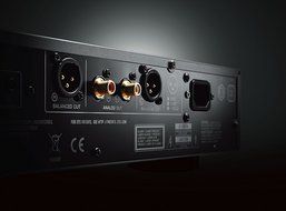 Yamaha AVENTAGE BD-A1060BL Blu-ray Disc Player N2