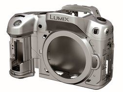 Panasonic DMC-GH4 Mirrorless Micro Four Thirds Digital Camera with Lumix G Vario 14-140mm Lens N7