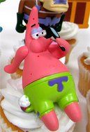 SPONGEBOB SQUAREPANTS 12 Piece CUPCAKE Topper Set Featuring 10 Random SpongeBob Figures and Themed Decorative... N5