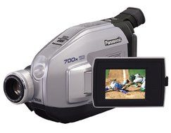 Panasonic PV-L354 VHS-C Camcorder w/20x Optical Zoom (Discontinued by Manufacturer) N2