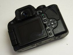 Panasonic DMC-L10 10.1MP Digital SLR Camera (Body Only) (International Model) No Warranty N3