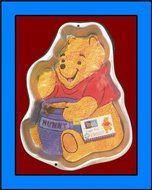 Wilton Cake Pan: Winnie the Pooh Bear with Hunny Pot #2105-3000, 1995 ~ Retired