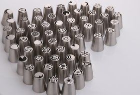 62 Piece Stainless Steel Flower Russian Icing Piping Nozzles Tips N3