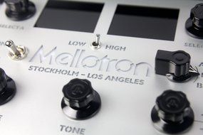 Mellotron M4000D - Black N3