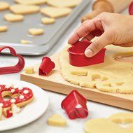 Cake Boss Decorating Tools 7-Piece Nylon Heart Fondant and Cookie Cutter Set, Red N4