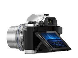 Olympus OM-D E-M10 with M.Zuiko ED 14-42mm 1:3.5-5.6 EZ Lens - Silver - International Version (No Warranty) N2